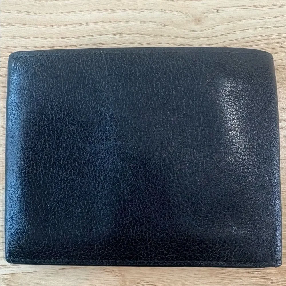 TUMI 299989 Nassau Double Billfold Wallet ID 4 Card Pockets RFID Lock Black